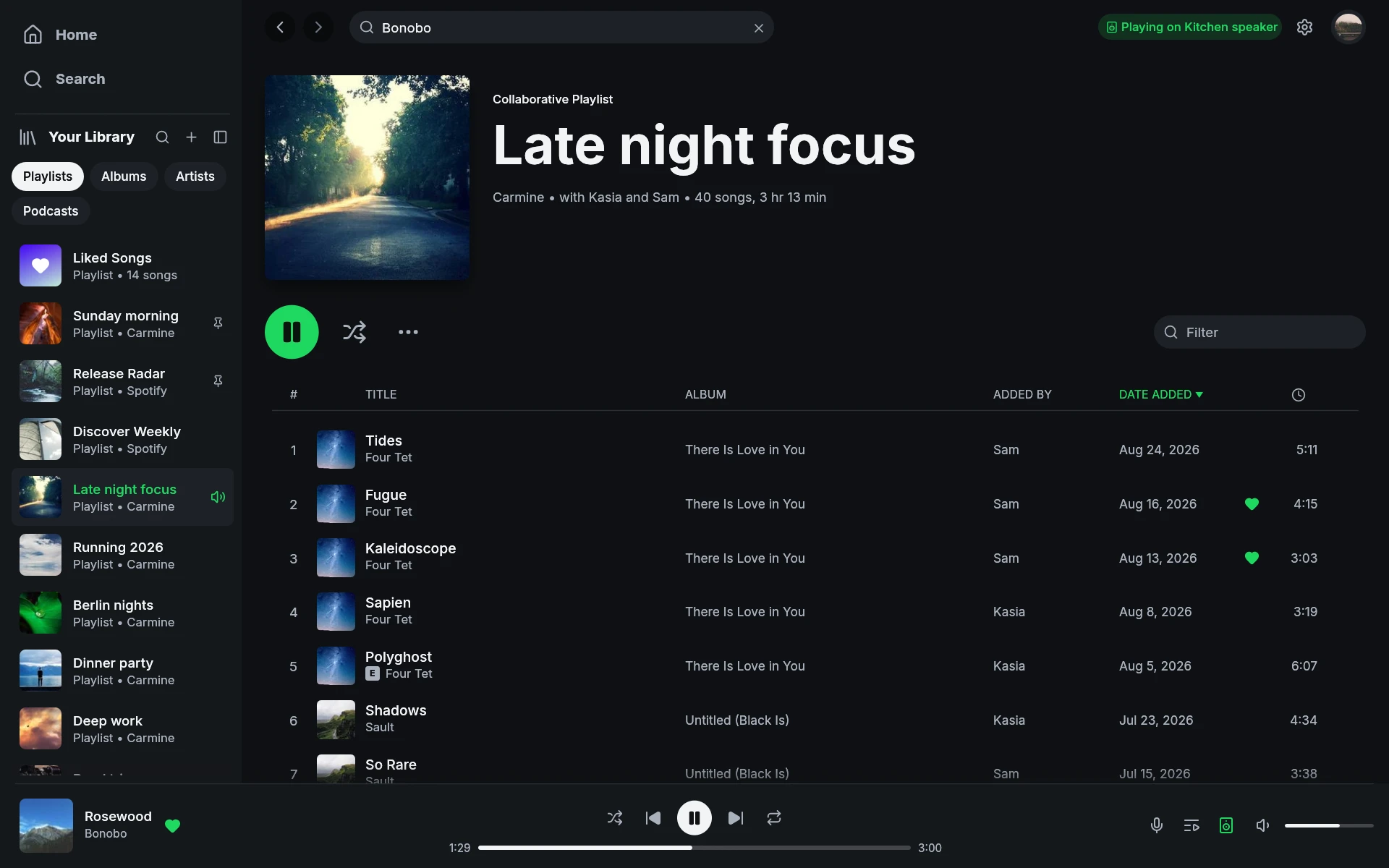 Lista de reprodução aberta no Spotifast, com as músicas, os álbuns e a data em que foram adicionadas